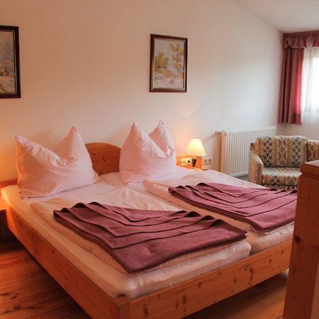 Pension Duregger Bed and Breakfast Faak am See Buitenkant foto